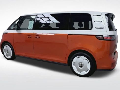 Used 2025 Volkswagen ID. Buzz 1st Edition image 6