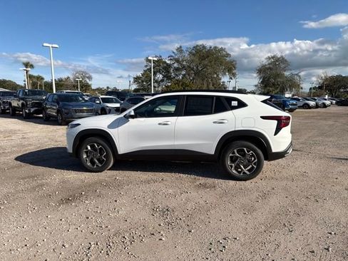 New 2026 Chevrolet Trax LT w/ Driver Confidence Package image 6