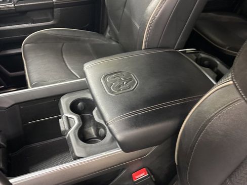 Used 2020 RAM 2500 Laramie w/ Night Edition image 14