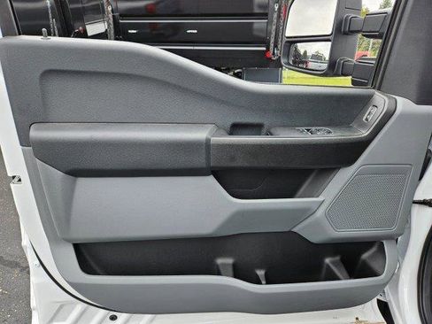 New 2024 Ford F550 4x4 Regular Cab Super Duty image 15