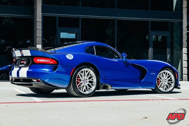 Used 2013 SRT Viper GTS w/ GTS Laguna Interior Pkg RWD image 6