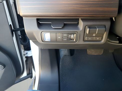 New 2026 GMC Sierra EV Denali image 31