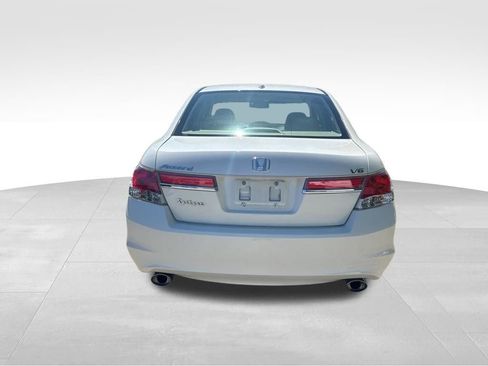 Used 2011 Honda Accord EX-L image 4