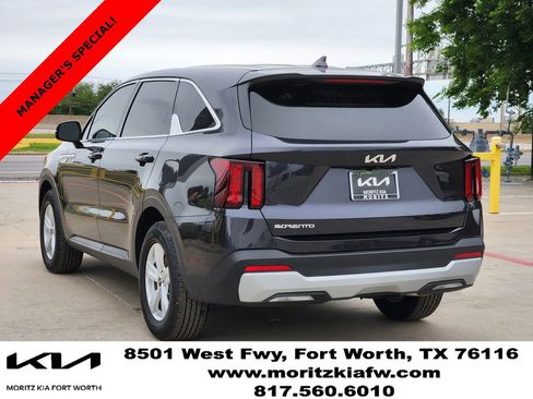 New 2026 Kia Sorento LX FWD image 4