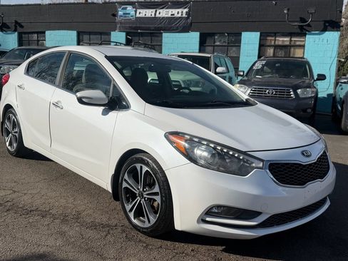 Used 2016 Kia Forte EX FWD image 1