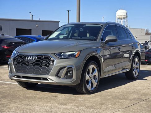 Certified 2023 Audi Q5 2.0T Premium Plus w/ Premium Plus Package image 4