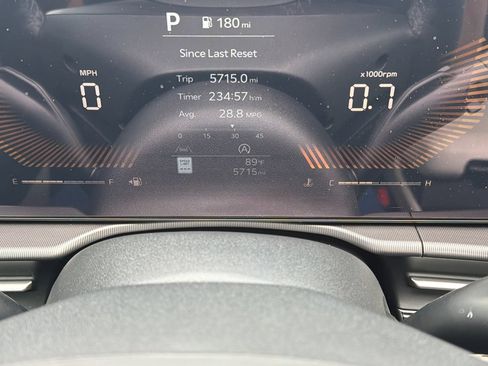Used 2026 Kia Sportage EX w/ EX Panorama Roof Package FWD image 34