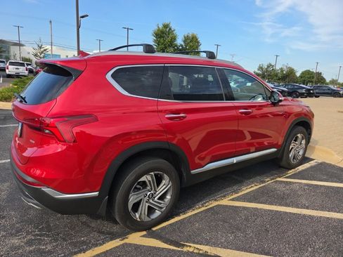 Used 2022 Hyundai Santa Fe SEL w/ Convenience + Premium Package AWD/4WD image 4