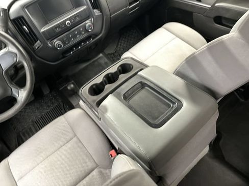 Used 2018 Chevrolet Silverado 2500 W/T w/ WT Convenience Package AWD/4WD image 23