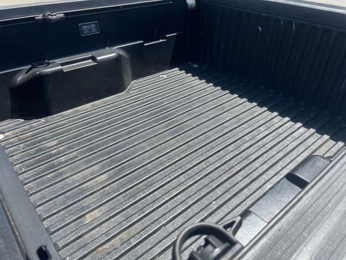 Used 2024 Toyota Tacoma TRD Off-Road image 17