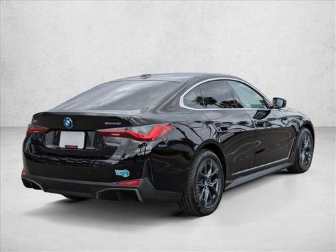 Used 2025 BMW i4 eDrive40 RWD image 5