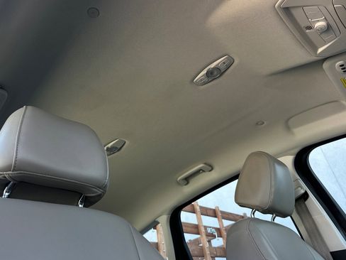 Used 2016 Ford C-MAX Energi SEL image 16