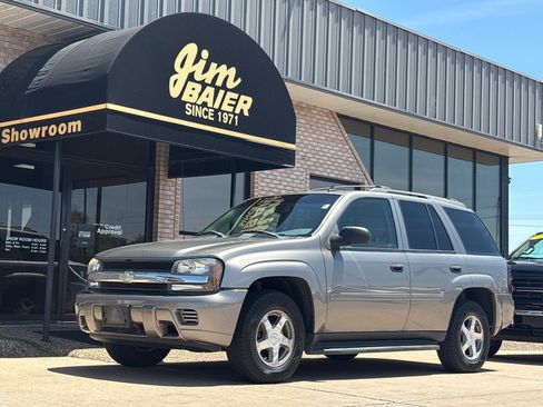 Used 2006 Chevrolet TrailBlazer LS AWD/4WD image 1