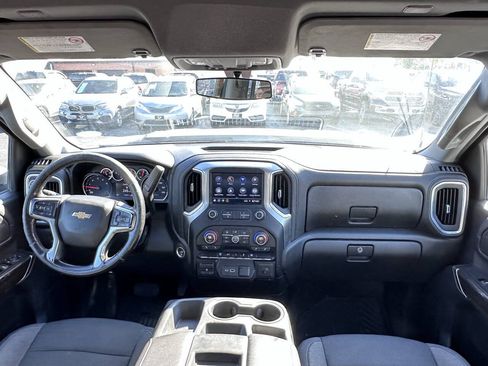Used 2021 Chevrolet Silverado 2500 LT w/ Convenience Package AWD/4WD image 14