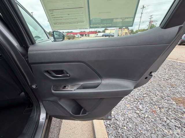 Used 2026 Nissan Kicks S FWD image 21