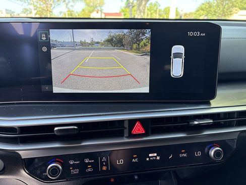 Used 2025 Kia Sorento S image 29