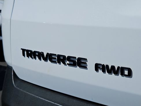 Certified 2021 Chevrolet Traverse RS AWD/4WD image 34