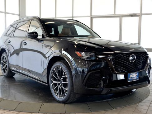 Certified 2026 MAZDA CX-70 3.3 Turbo S w/ Premium Plus AWD/4WD image 2