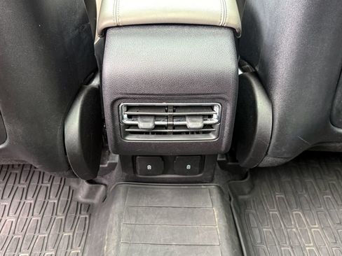 Used 2023 Lincoln Corsair AWD w/ Equipment Group 101A image 20
