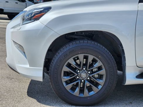 Used 2023 Lexus GX 460 Premium w/ Premium Package AWD/4WD image 9