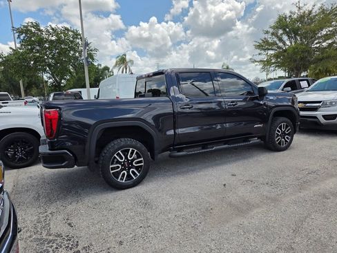 Used 2023 GMC Sierra 1500 AT4 w/ Technology Package AWD/4WD image 13