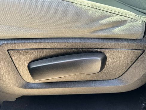 Used 2020 RAM 1500 Tradesman w/ Chrome Plus Package image 9