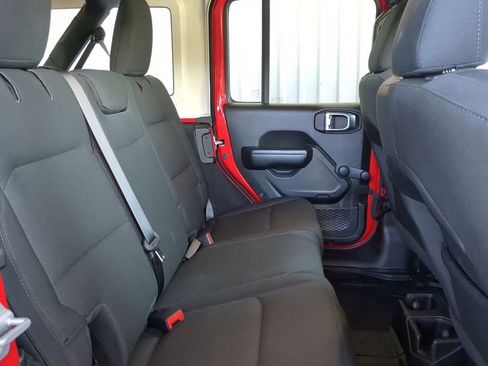 Used 2021 Jeep Wrangler Unlimited Sport image 7