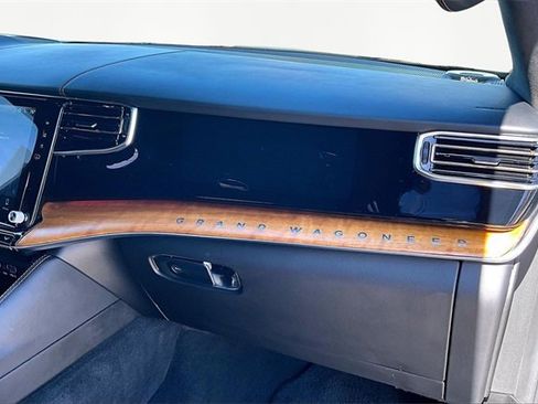 Used 2022 Jeep Grand Wagoneer Series III w/ Rear Seat Video Group 1 image 16