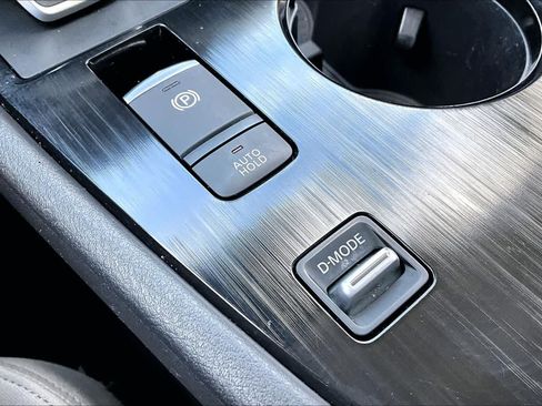 Certified 2023 Nissan Rogue SV FWD image 32