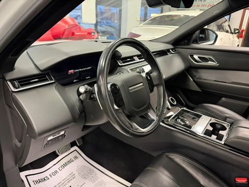 Used 2020 Land Rover Range Rover Velar R-Dynamic S image 19