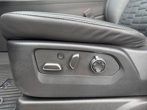 Used 2025 Cadillac Escalade ESV Sport Platinum w/ LPO, Floor Liner Package image 10