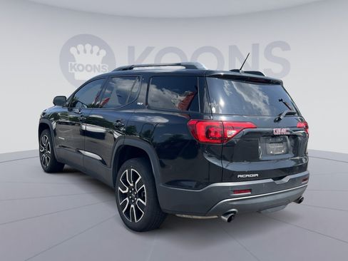 Used 2019 GMC Acadia SLT w/ Black Edition FWD image 4