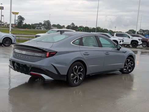 Used 2024 Hyundai Sonata SEL FWD image 5