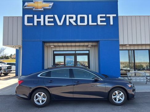 Used 2018 Chevrolet Malibu LS FWD image 5