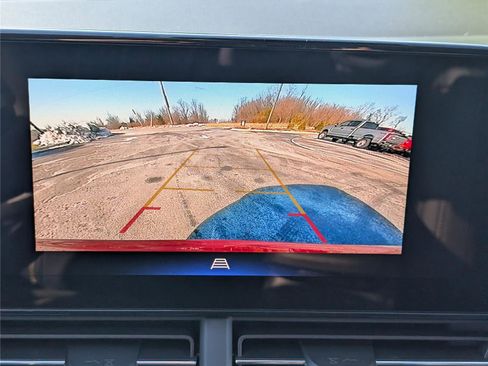 New 2026 Chevrolet Trax LT w/ Sunroof Package image 23