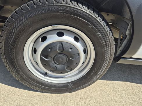 Used 2019 Ford Transit 350 XL image 22