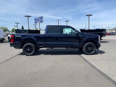 New 2025 Ford F350 XLT w/ Black Appearance Package image 8