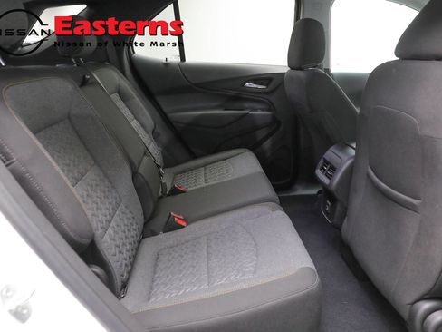 Used 2022 Chevrolet Equinox LT FWD image 22