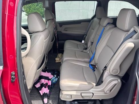 Used 2022 Honda Odyssey Touring image 18