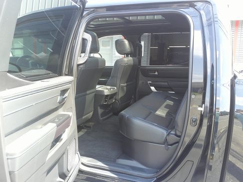 Used 2022 Toyota Tundra Platinum w/ Advanced Package AWD/4WD image 19