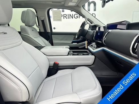 New 2026 Ford Expedition Max Platinum w/ Platinum Ultimate Package AWD/4WD image 10
