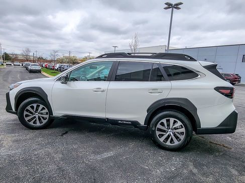 Certified 2025 Subaru Outback Premium w/ Popular Package #1A image 6