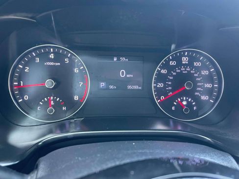 Used 2020 Kia Forte LXS FWD image 20