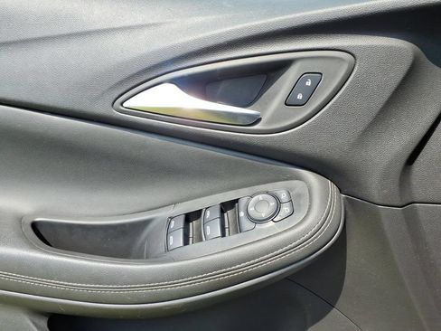 Used 2023 Buick Encore GX Preferred w/ Cold Weather Comfort Package AWD/4WD image 14