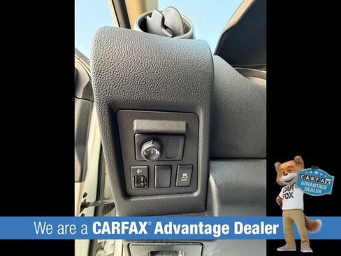 Used 2012 Nissan Rogue SL FWD image 52