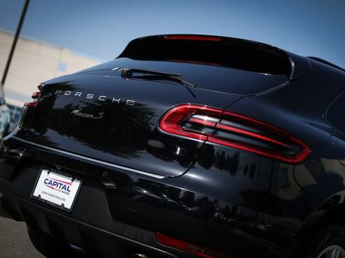 Used 2015 Porsche Macan S AWD/4WD image 15