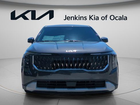 New 2026 Kia Carnival FWD image 16