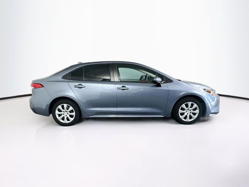Used 2024 Toyota Corolla LE FWD image 2