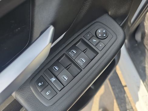 Certified 2022 RAM 1500 Big Horn image 15