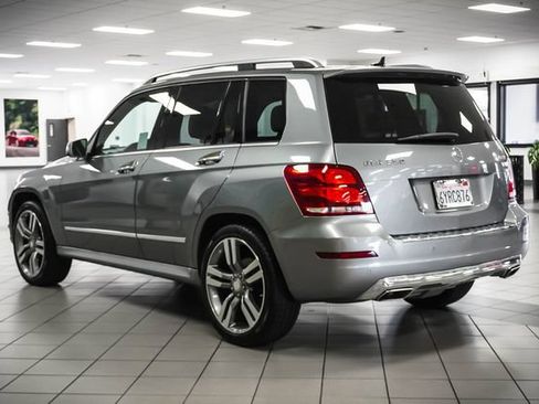 Used 2013 Mercedes-Benz GLK 350 4MATIC image 8
